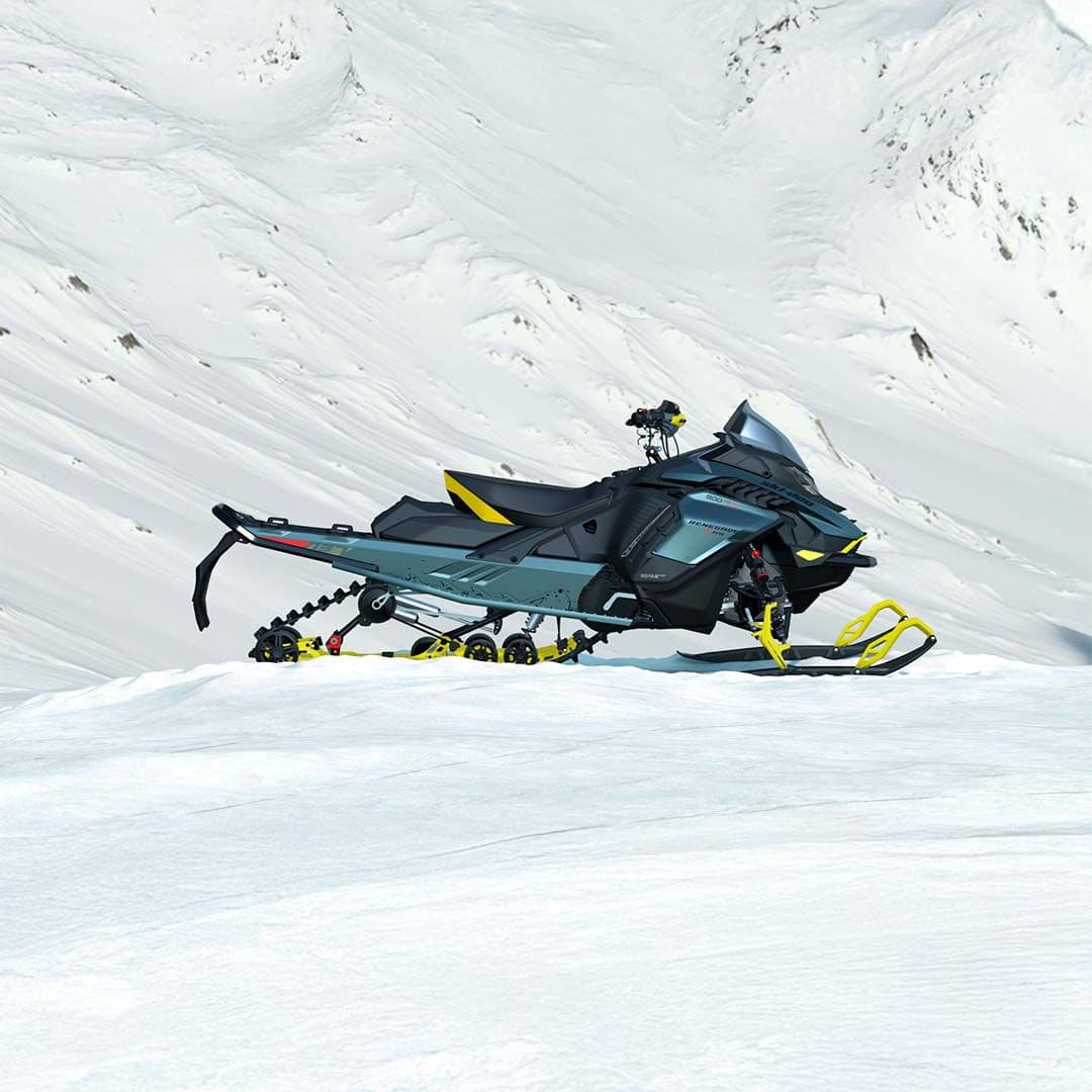 SKI-DOO Renegade X-RS 2026 — Black