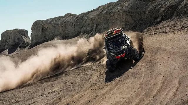 CAN-AM MAVERICK R X 2026 — Коробка без задержек